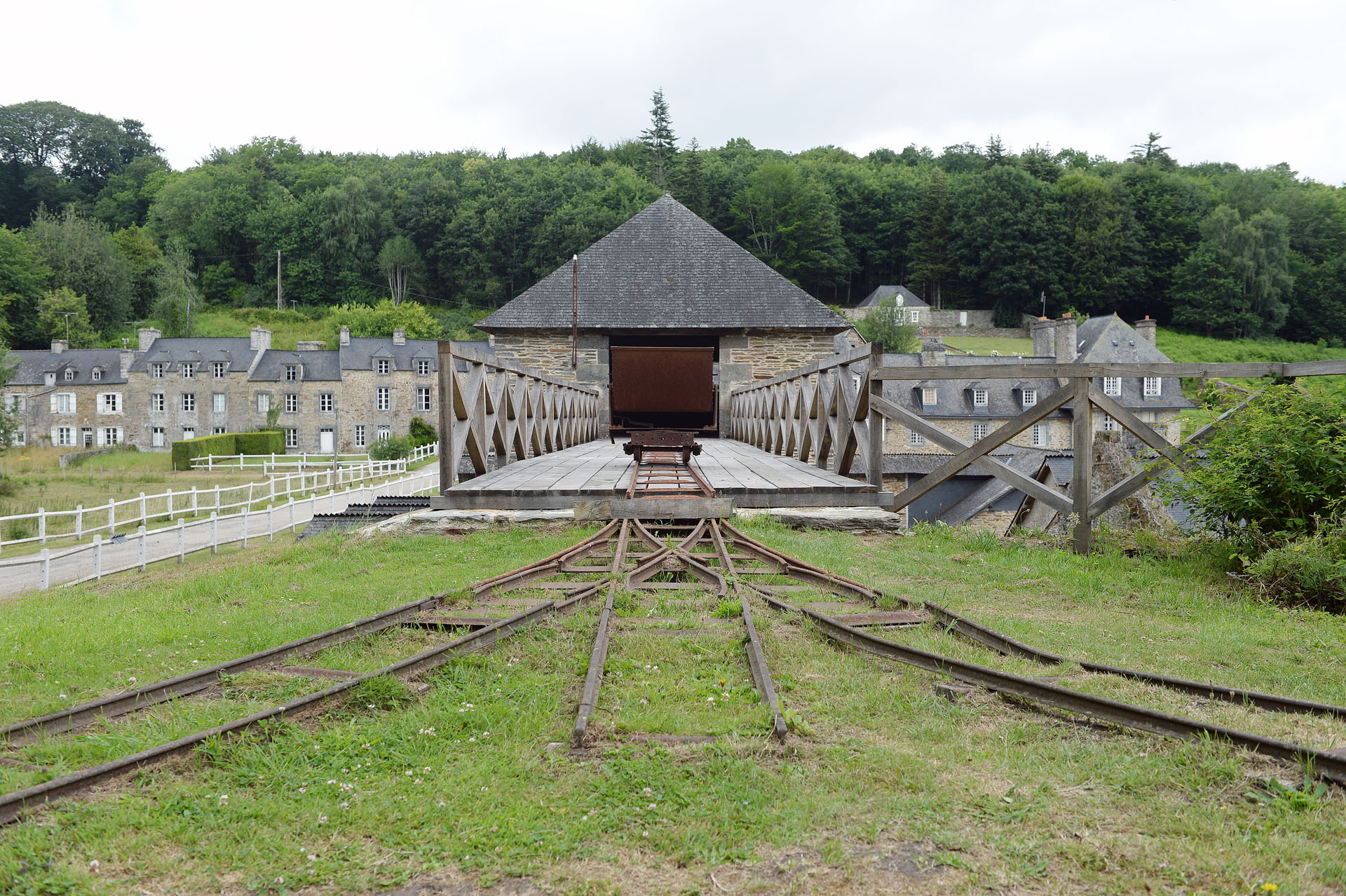 Forge des Salles, Perret, Côtes d'Armor