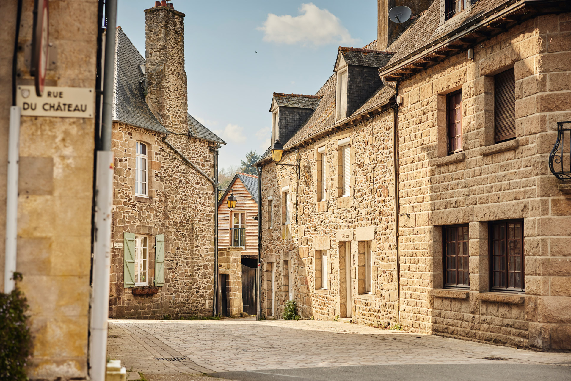 Ruelle de Jugon-les-lacs