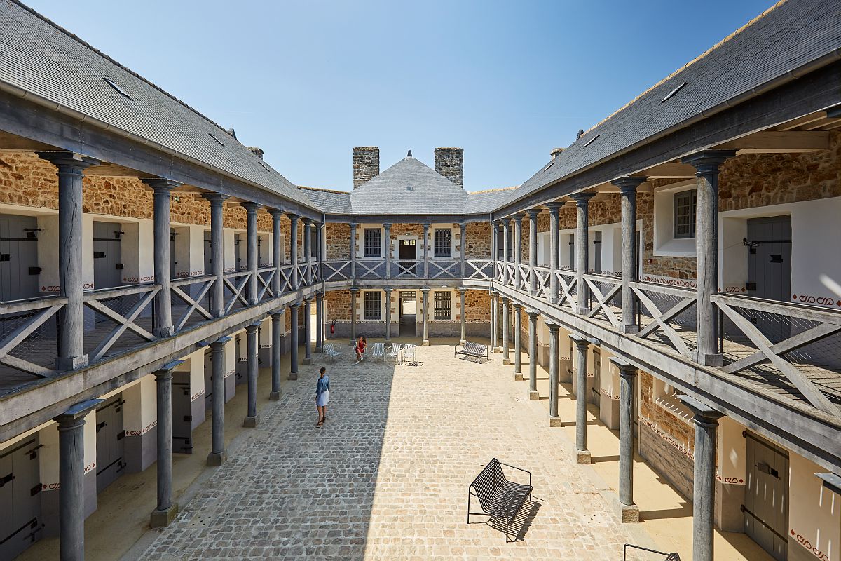 Centre d'Art GwinZegal, Guingamp, Côtes d'Armor