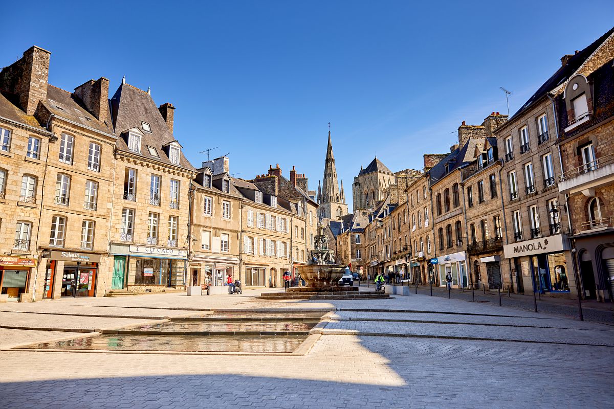 Place du centre, Guingamp, Côtes d'Armor