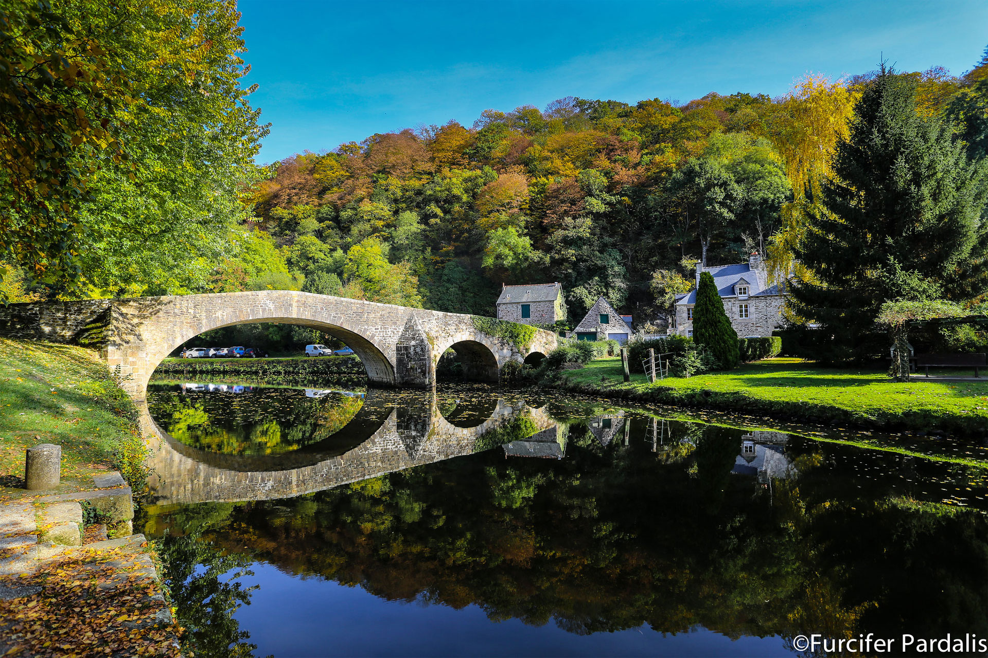 Pont en pierre de Léhon