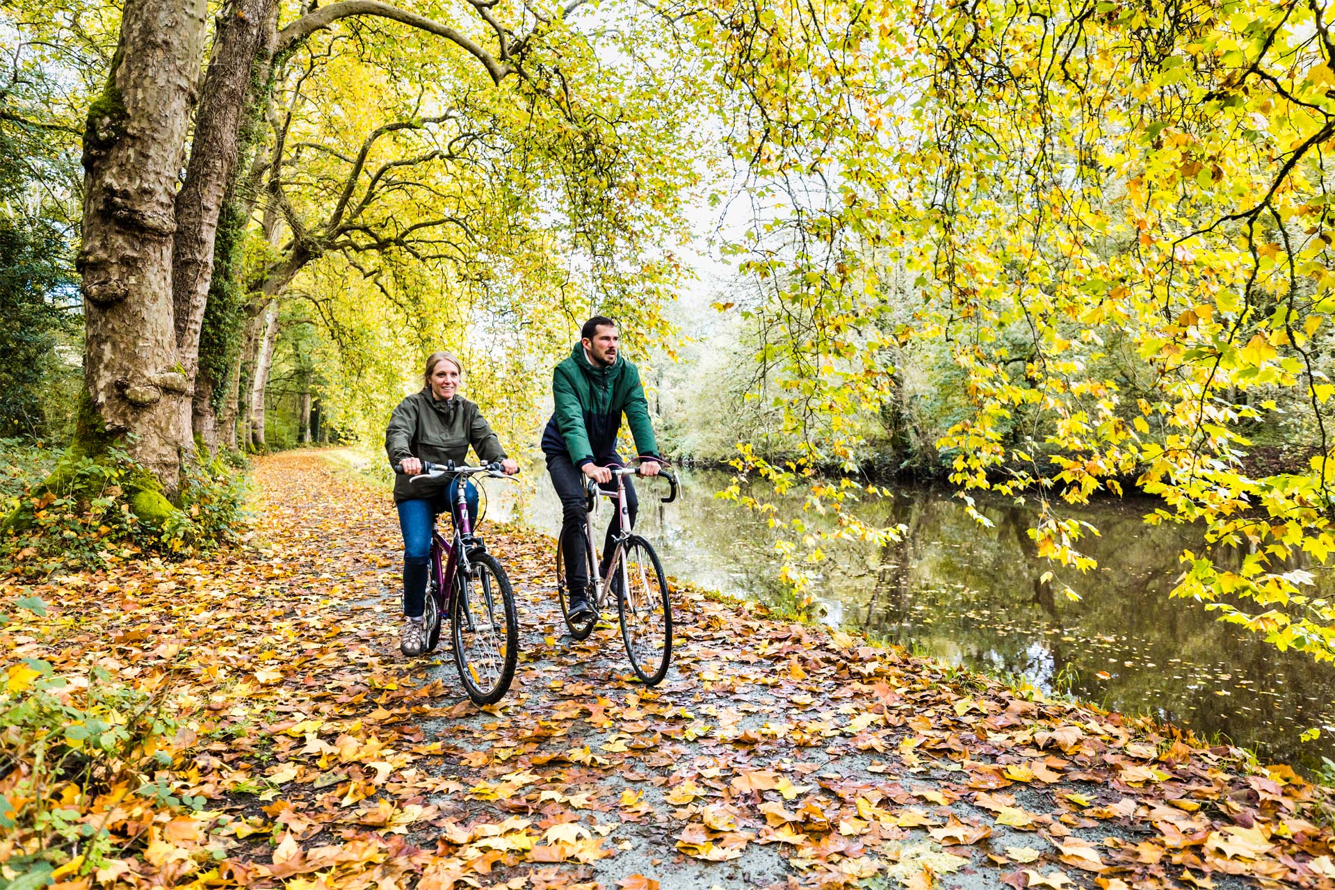 Vélo sur le Canal de Nantes à Brest, Gouarec