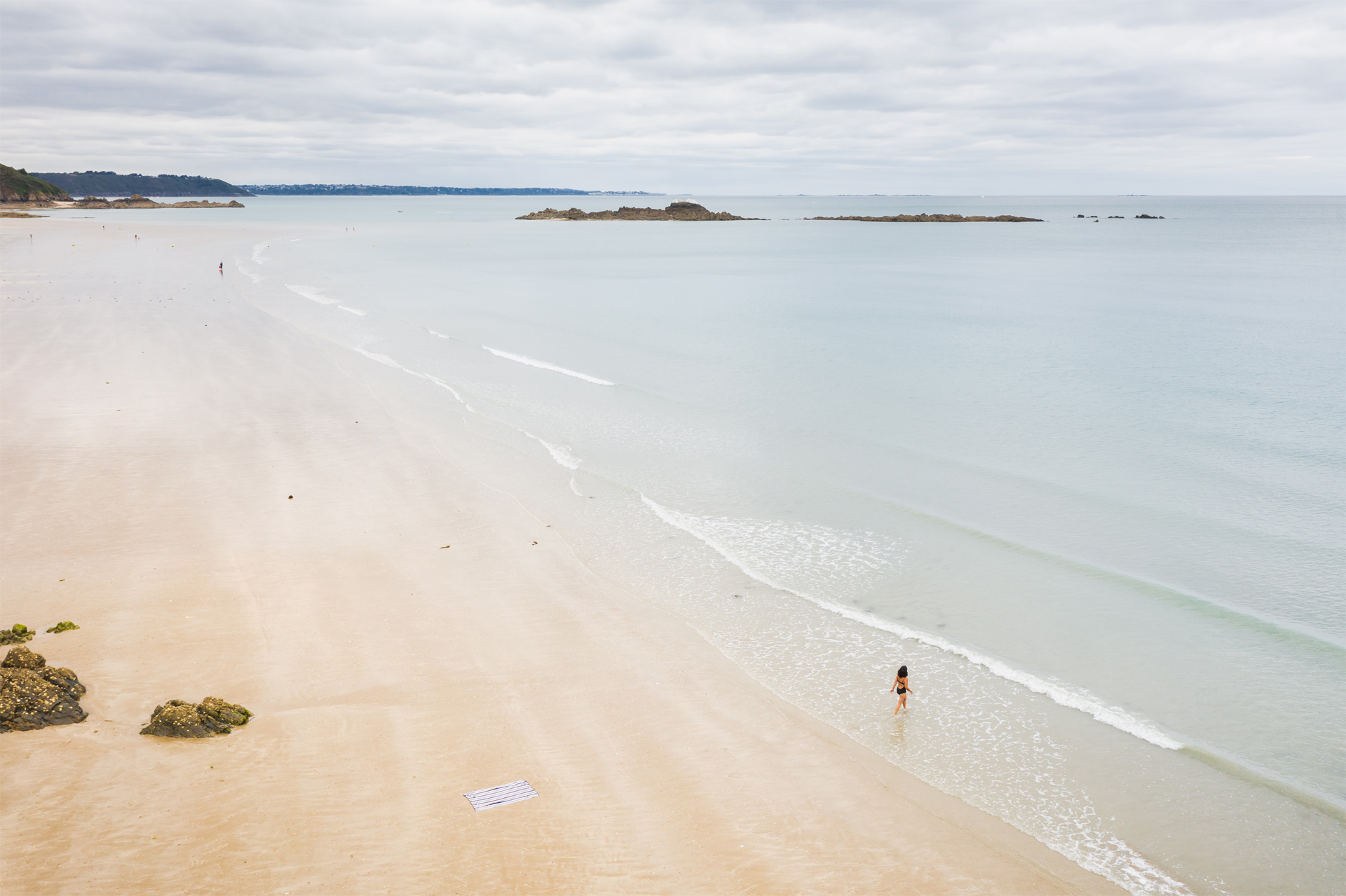 Baigneuse à Martin Plage, Plerin