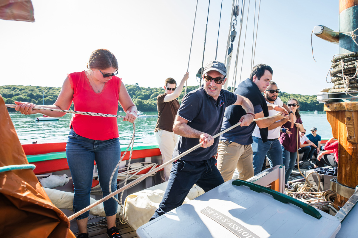 Manœuvres à bord de Voiles et traditions, Lézardrieux, Côtes d'Armor